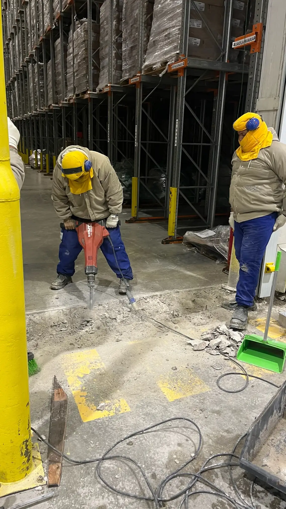 Reparo em Piso de Concreto - obra executada pela Angular Engenharia - foto 4