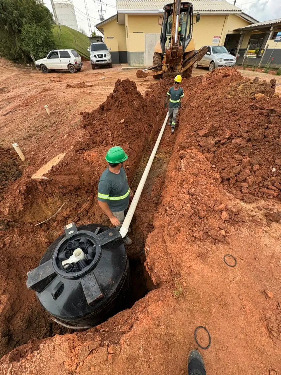 Instalação de Fossa Séptica - obra executada pela Angular Engenharia - foto 3